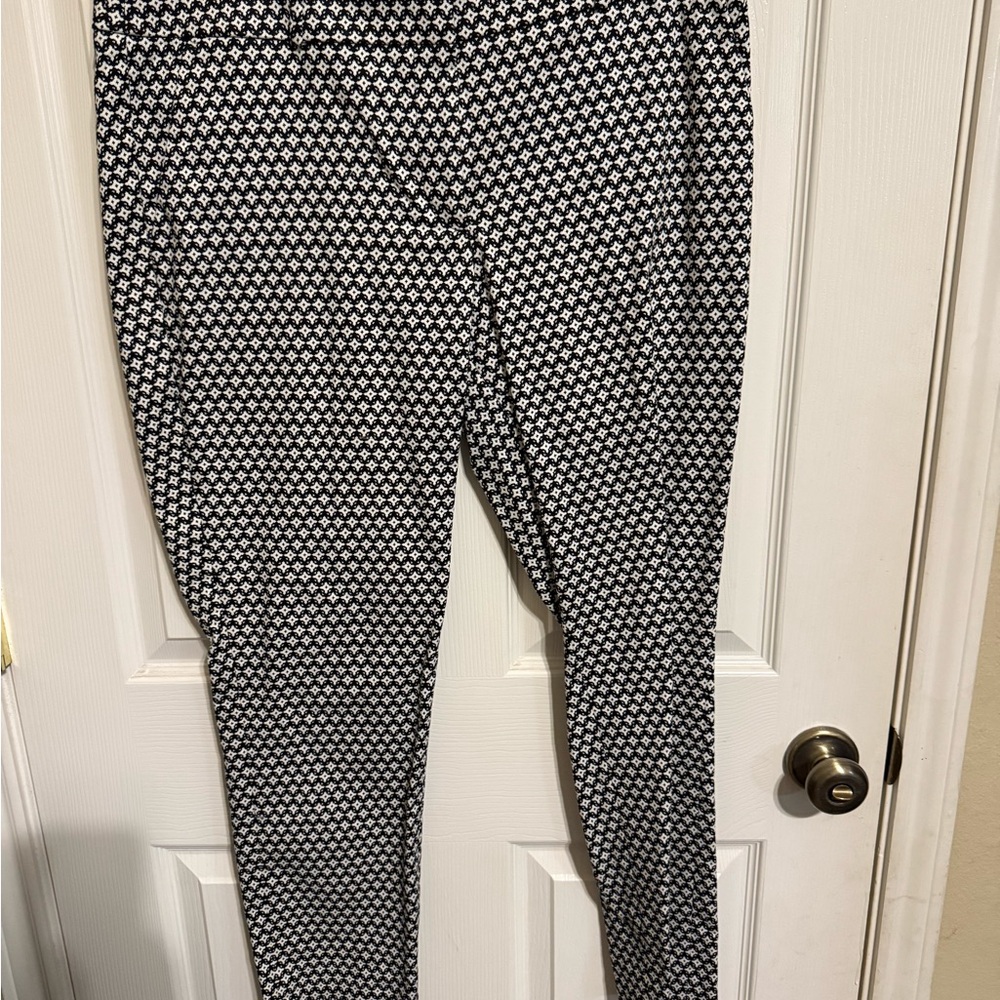 Ann Taylor Loft Black and White Geometric Pants